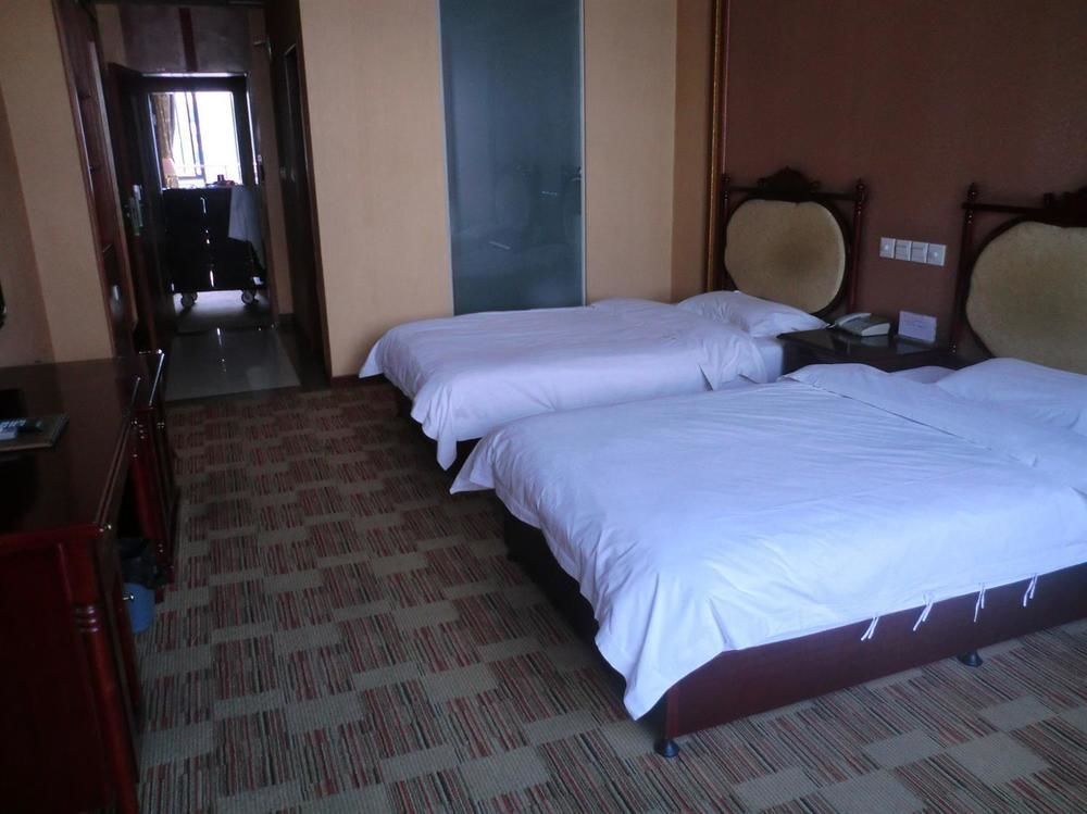 Huayu South City Hotel Wenjiang Екстер'єр фото