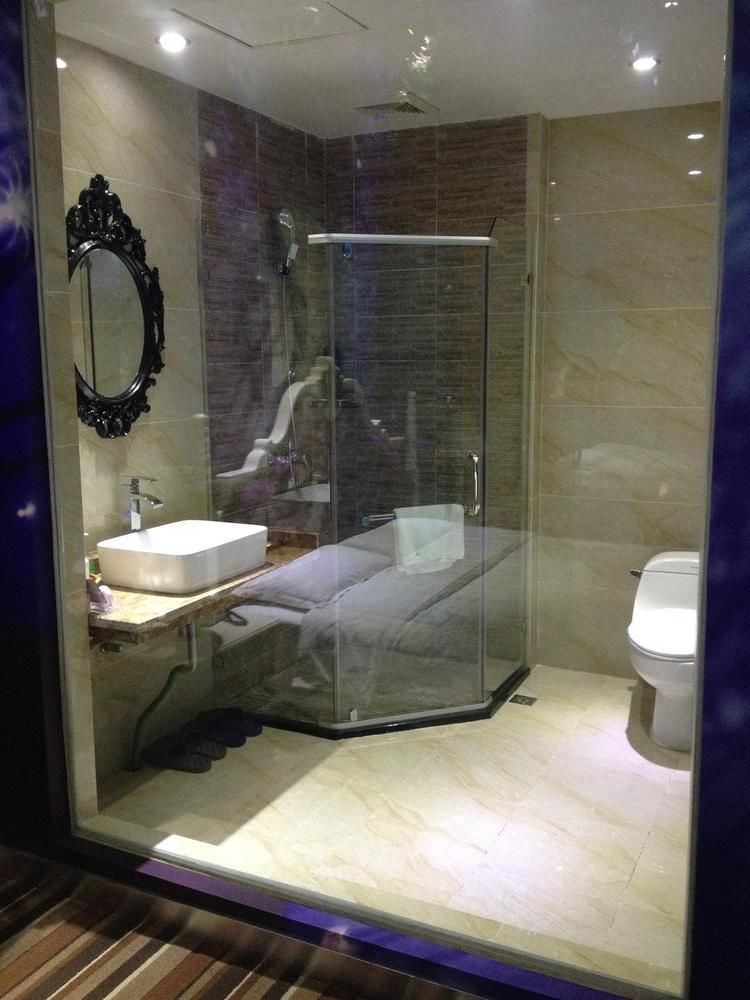 Huayu South City Hotel Wenjiang Екстер'єр фото