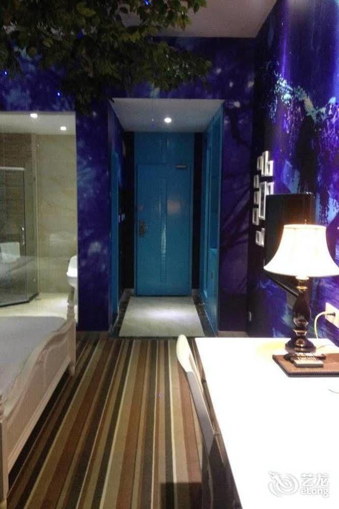 Huayu South City Hotel Wenjiang Екстер'єр фото