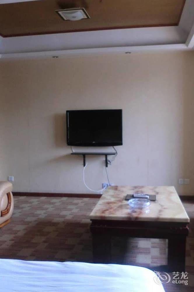 Huayu South City Hotel Wenjiang Екстер'єр фото